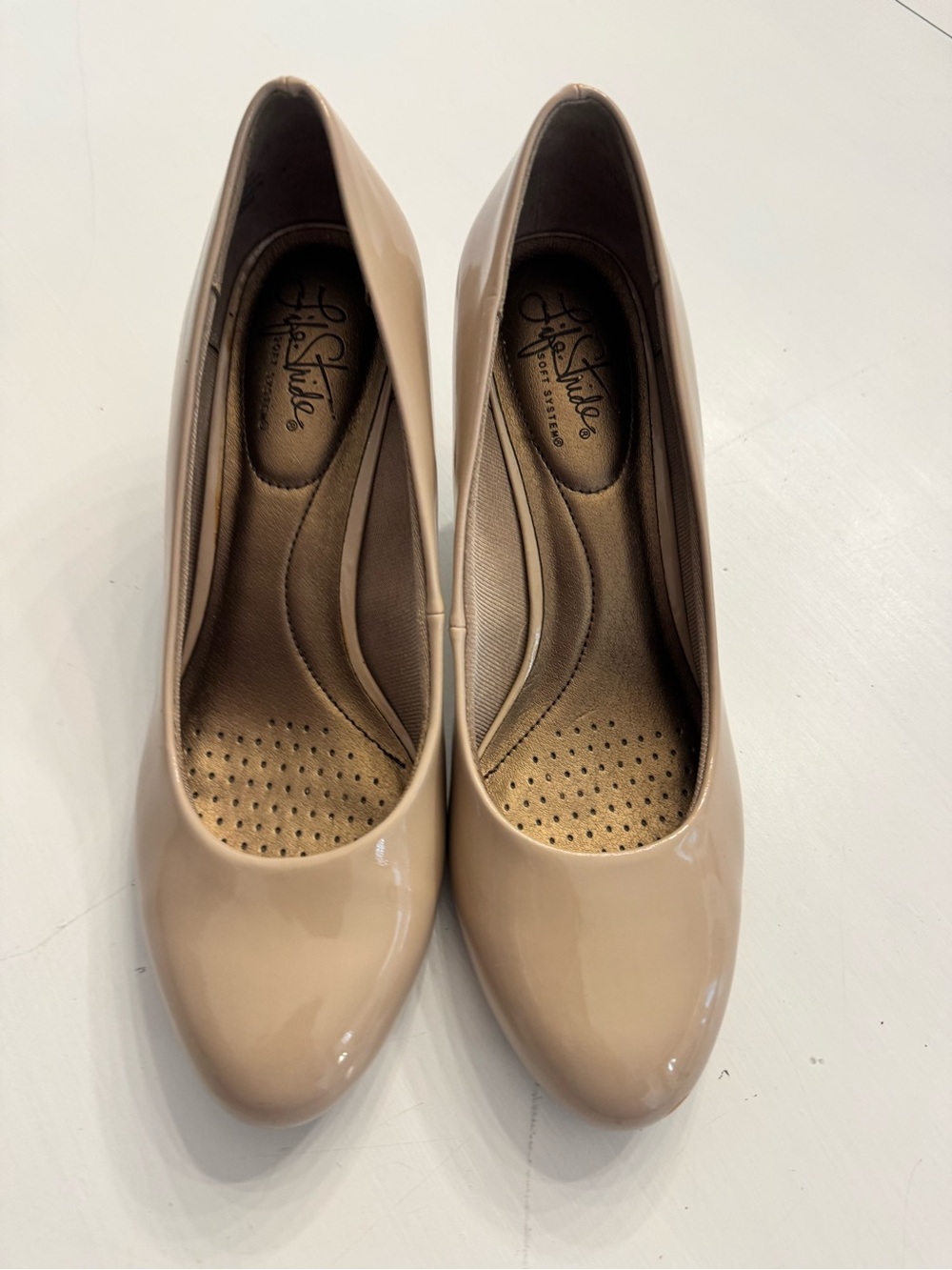 Life Stride Beige Patent Round-Toe Pumps